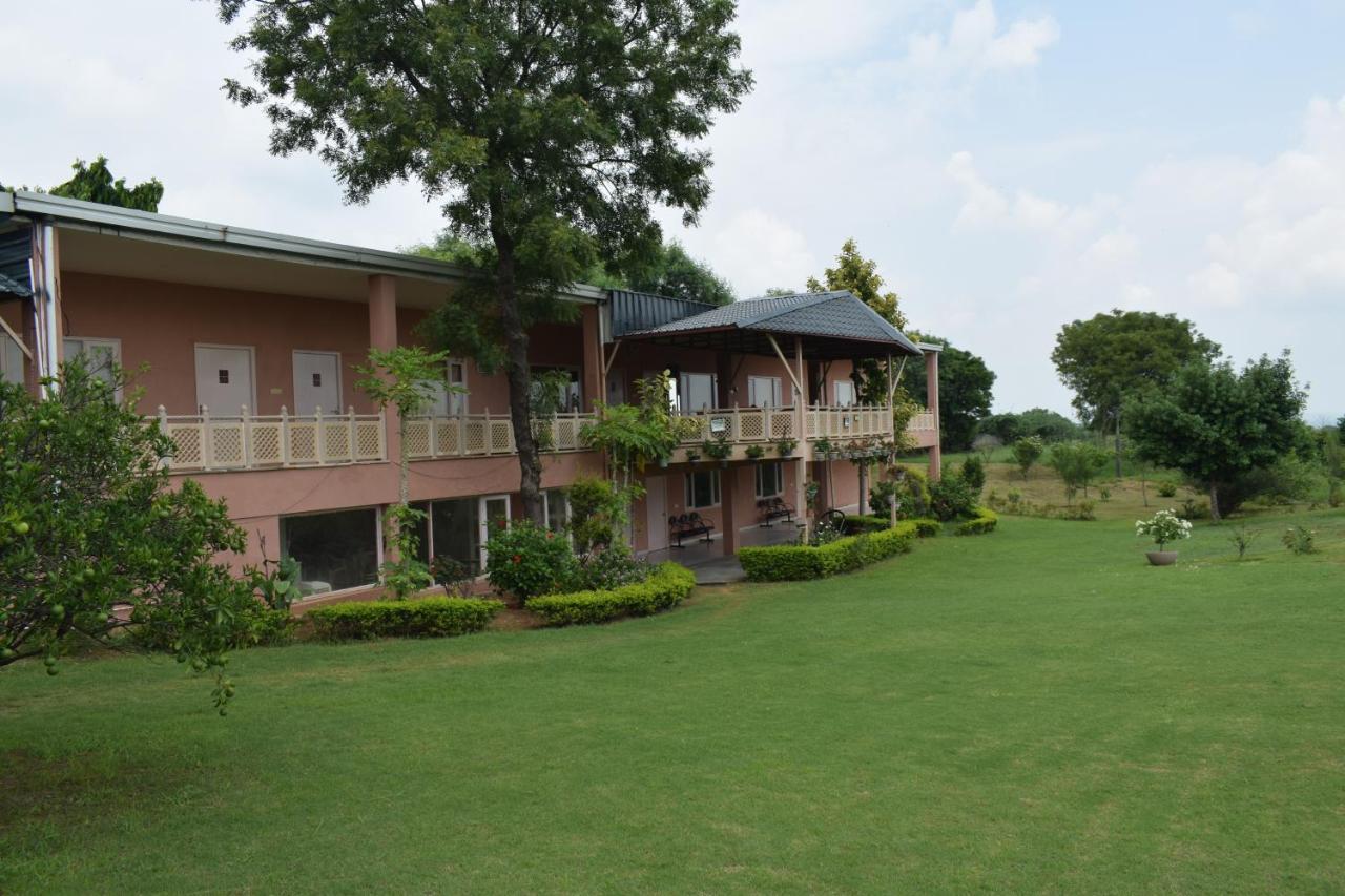 Aravali Hill View Estate Villa Gurgaon Bagian luar foto