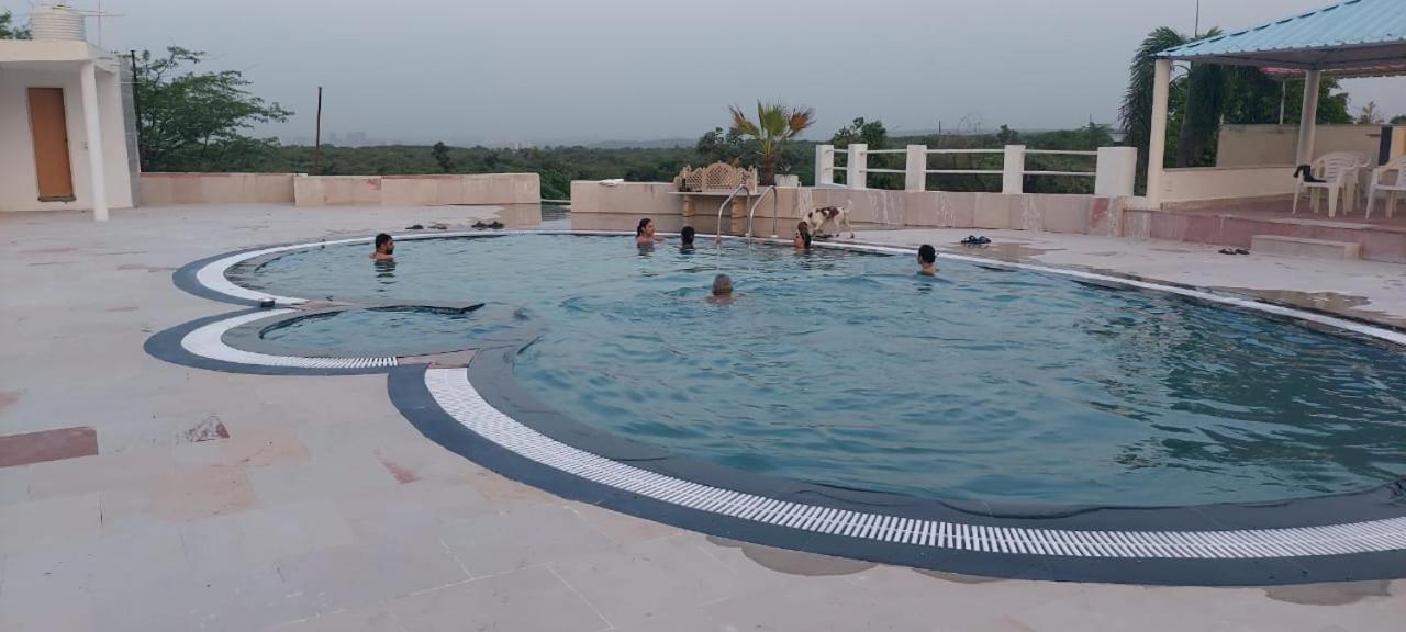 Aravali Hill View Estate Villa Gurgaon Bagian luar foto