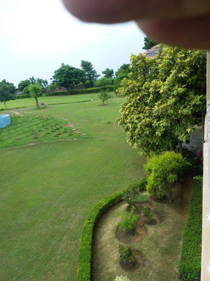 Aravali Hill View Estate Villa Gurgaon Bagian luar foto